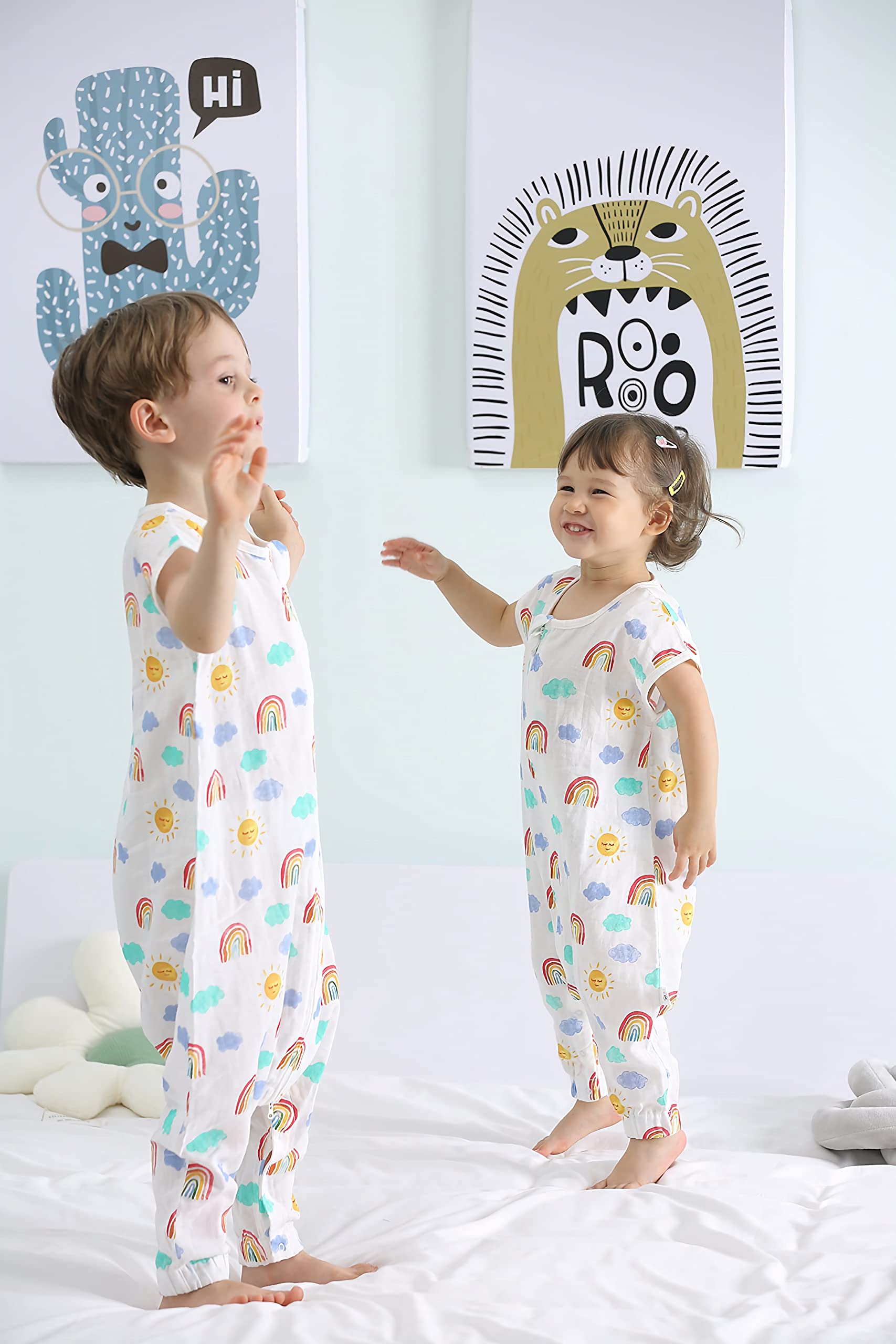 TADO MUSLIN organic cotton close-up highlights soft breathable fabric for sensitive skin.