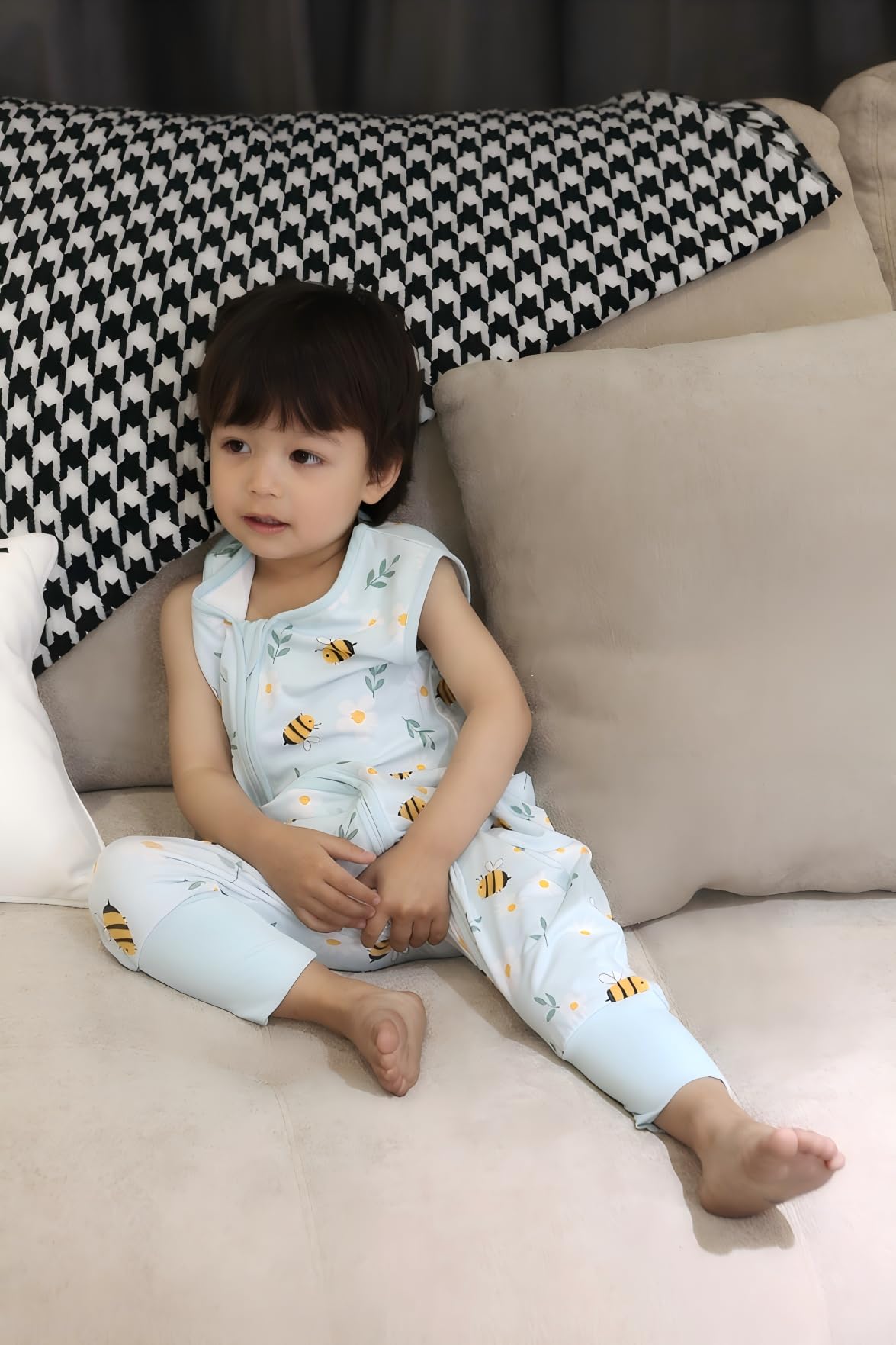 TADO MUSLIN close-up of soft bamboo rayon fabric highlighting silky texture and skin-friendly feel.