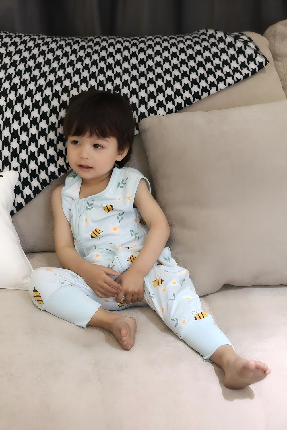 TADO MUSLIN close-up of soft bamboo rayon fabric highlighting silky texture and skin-friendly feel.