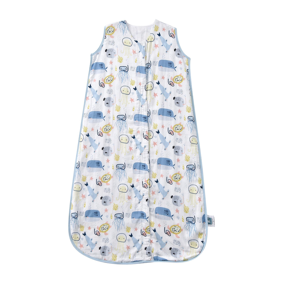 Tado Muslin Toddler Sleep Sack fabric closeup showing breathable four layer muslin for comfort.
