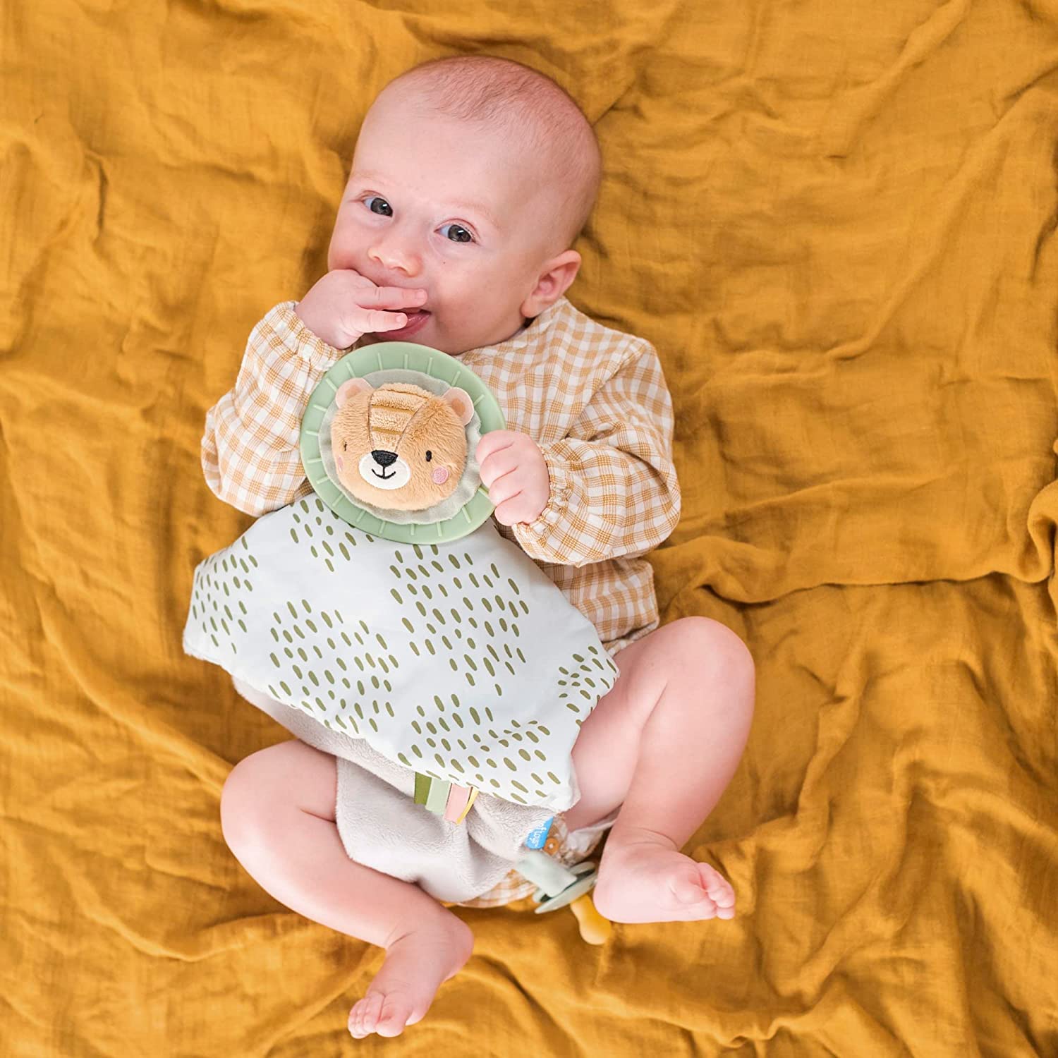 14x14 inch baby snuggle blanket ideal for cuddling and portability.