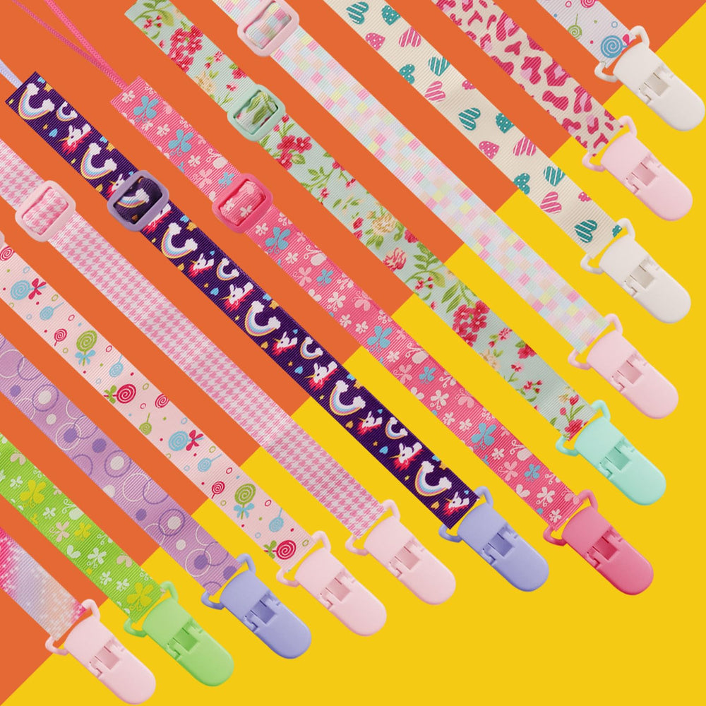 Tamhoo pacifier clips with polka-dots pattern add fun look and strong grip.