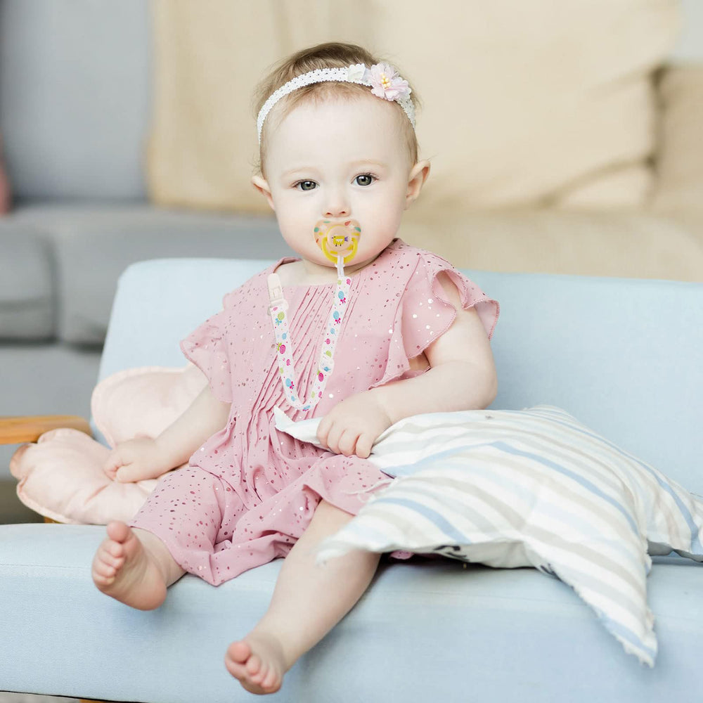 Tamhoo pacifier clips with stars design help reduce drops and keep items within reach.