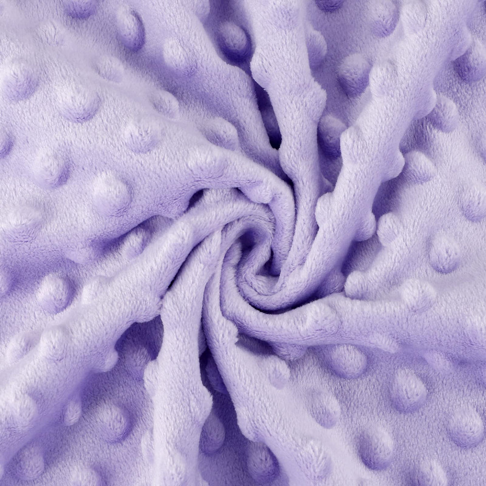 Close up of TANOFAR Minky blanket double layer and soft fleece interior