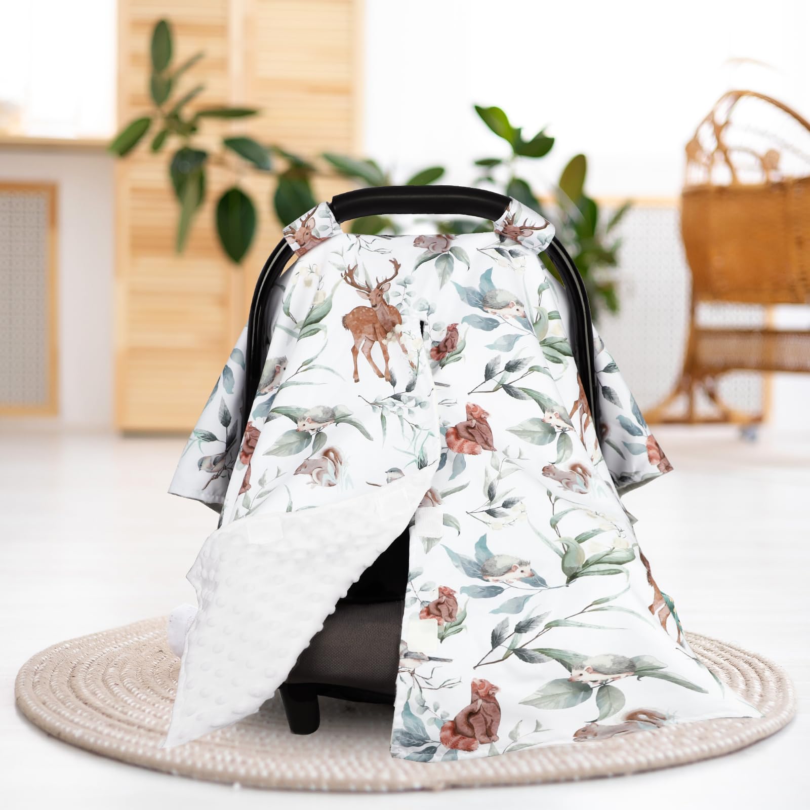 TANOFAR plush baby blanket adds warmth and softness for on-the-go comfort.