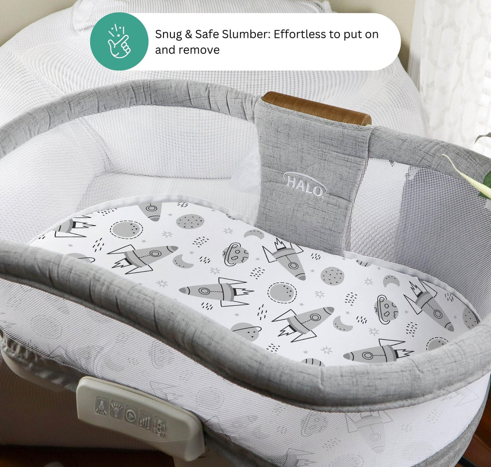 Tansy Panda elastic-edge-snug-fit keeps sheets taut with no wrinkles on Halo bassinets.