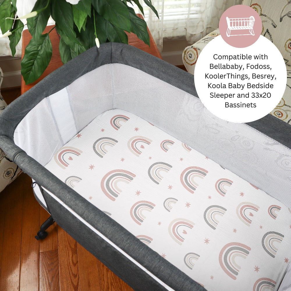 Tansy Panda muslin sheet with 360-degree elastic for a secure fit.