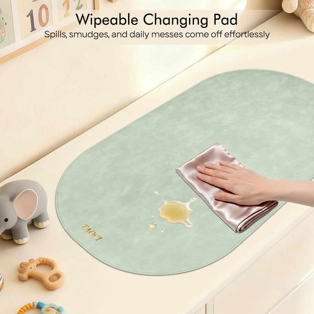 TAOCI one-handed opening makes diaper changes quicker for busy parents