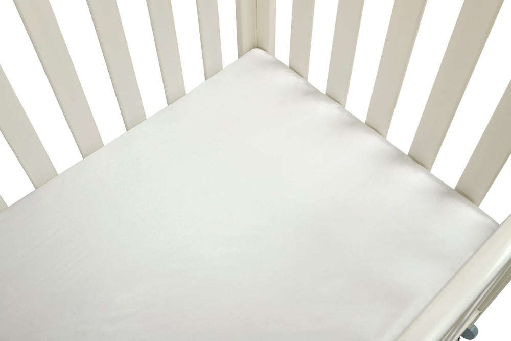 Tcmyyund fits standard 32x19 inch bassinets for versatile use.