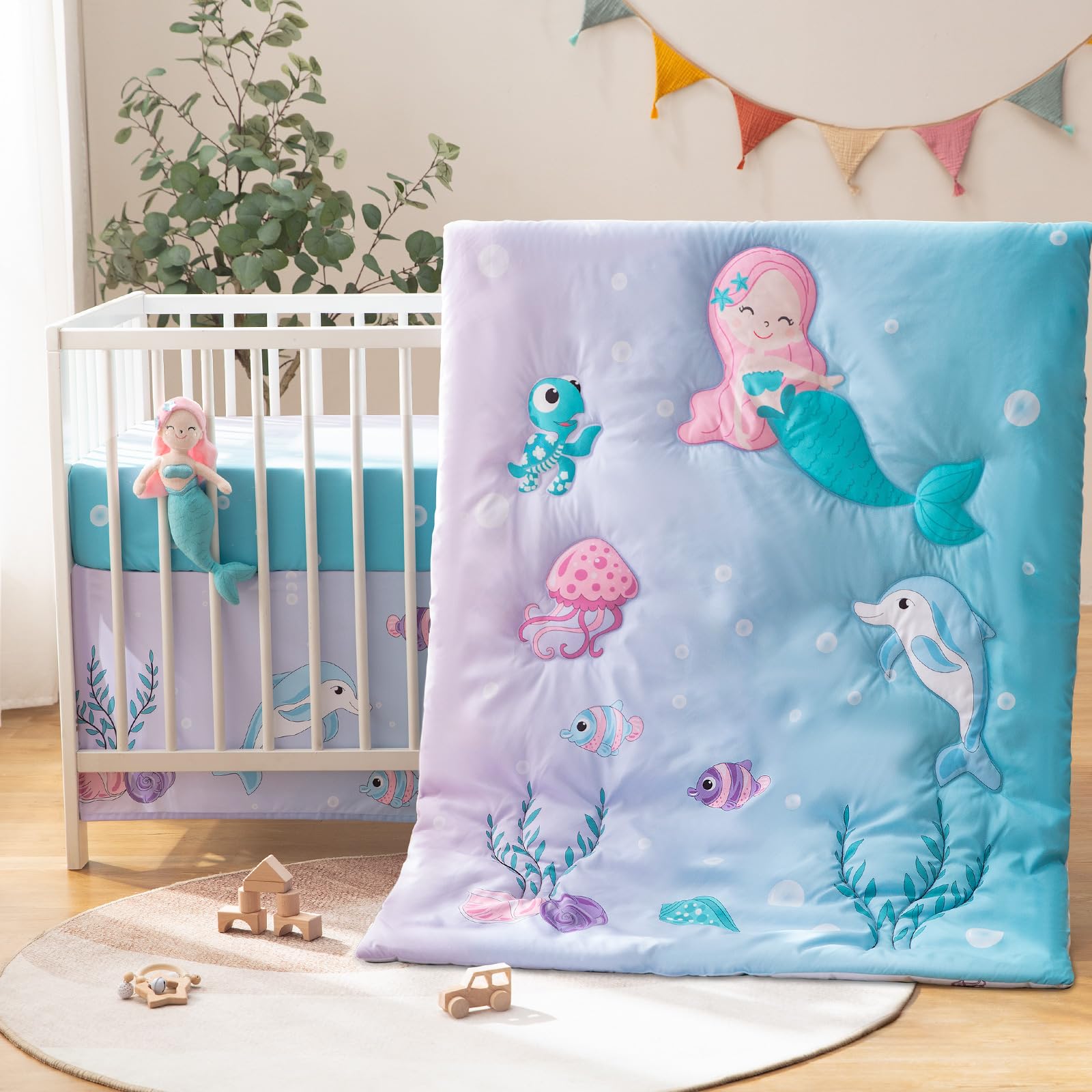 TCOYIWL cartoon quilt 35x45 inches offers soft, colorful baby comfort.