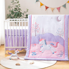 TCOYIWL crib bedding quilt with unicorn and giraffe motifs for cozy naps