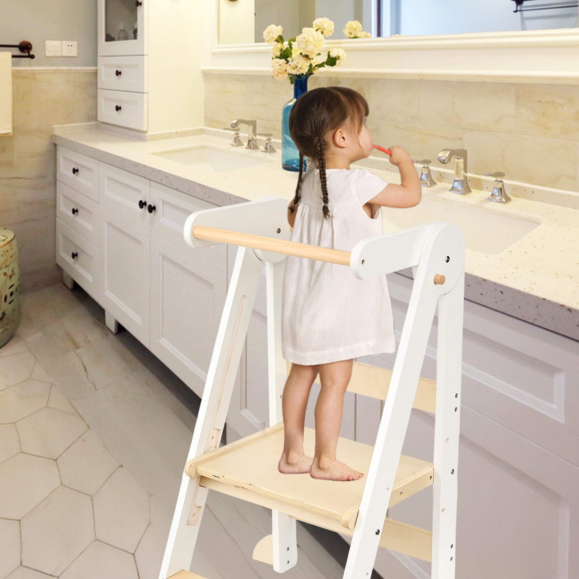 TDKDHoming compact, neatly stored tower ready for small spaces.