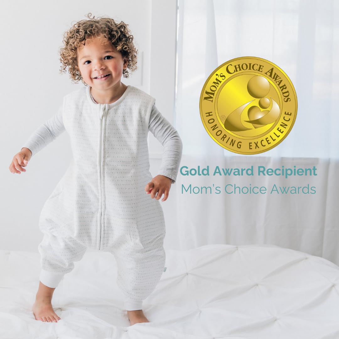 Tealbee Dreamsuit award badge image reinforces trusted, mom-approved quality and safety.