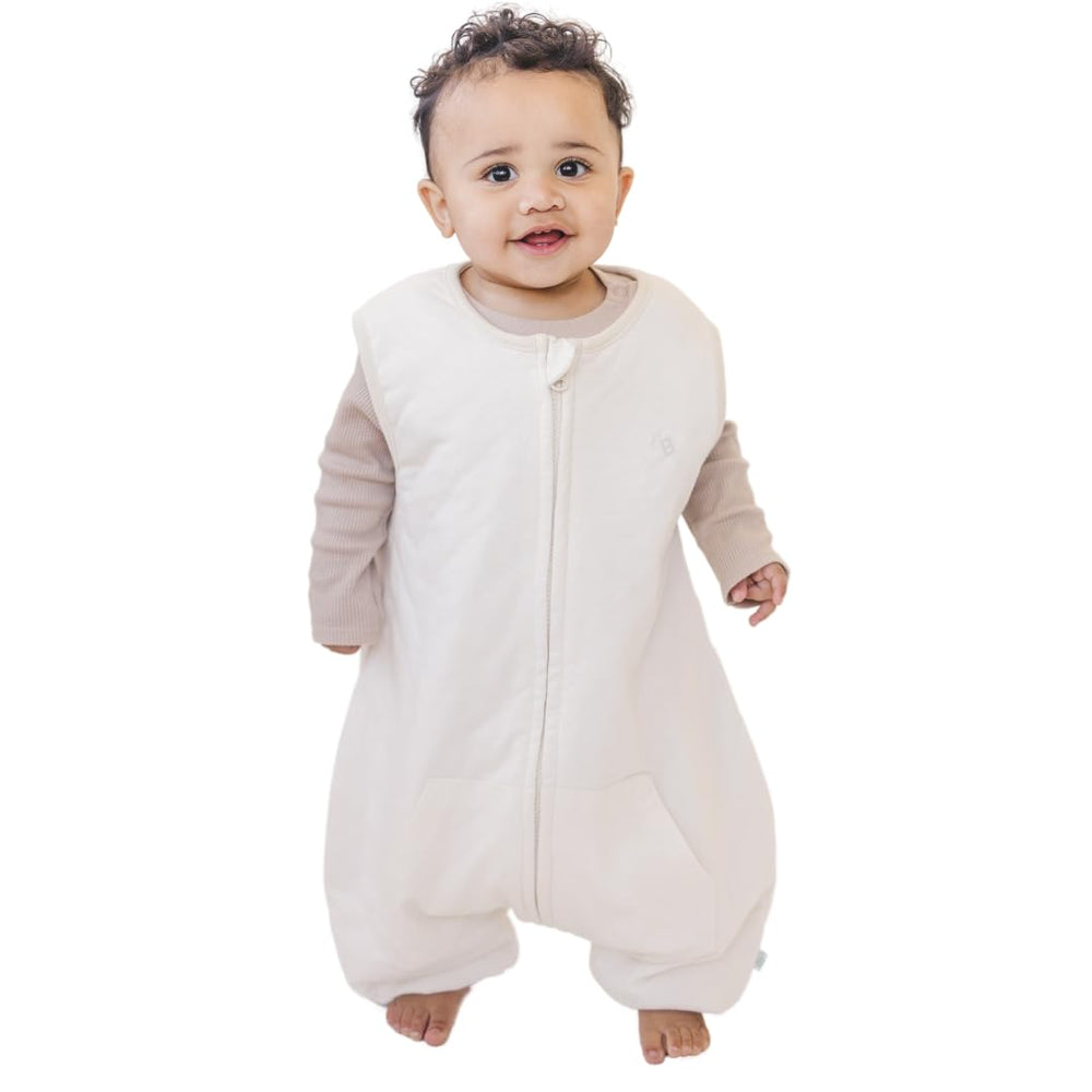 Tealbee Dreamsuit footed sleep sack offers cozy, secure cribtime for toddlers.