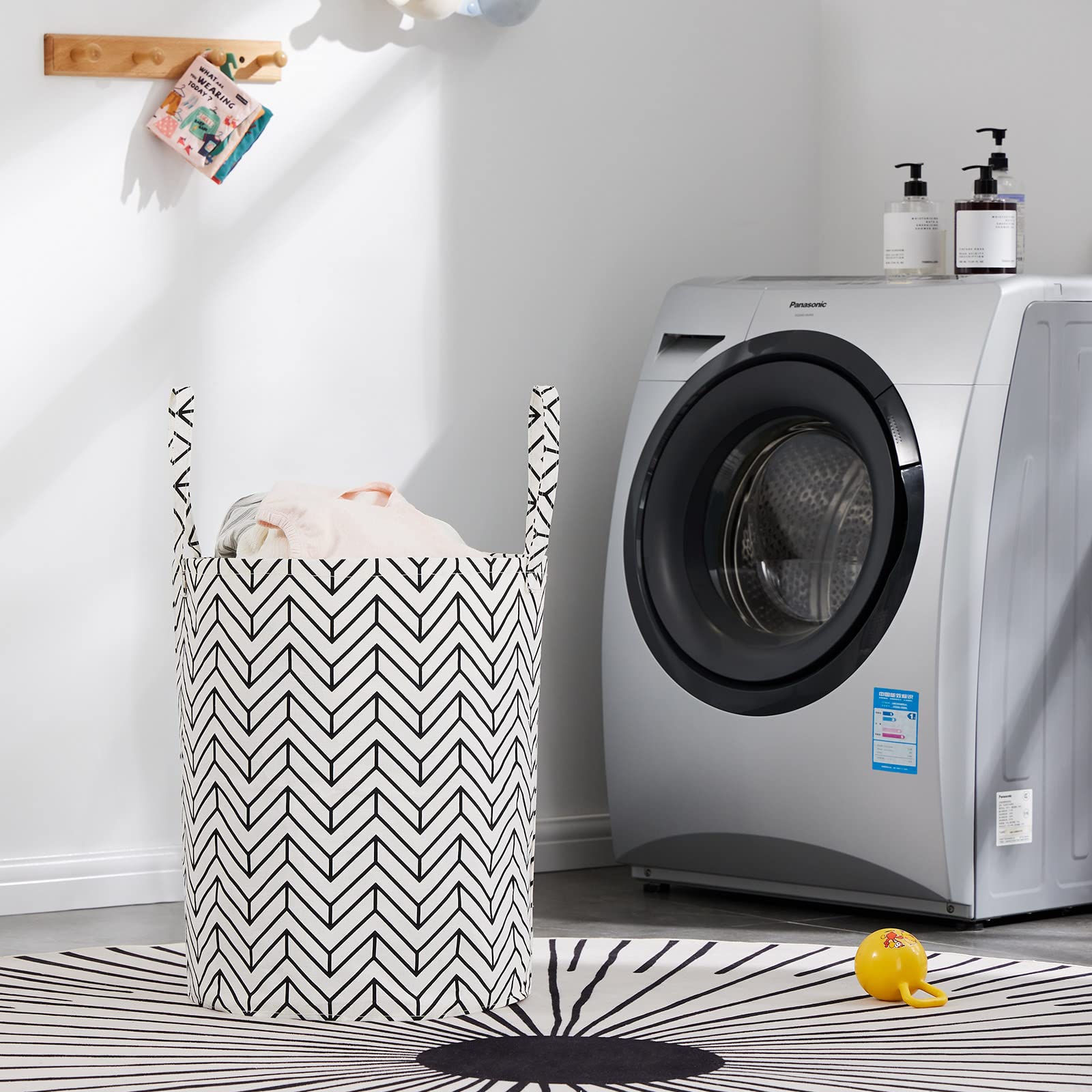TechMilly long-handled bin easy to carry laundry and items
