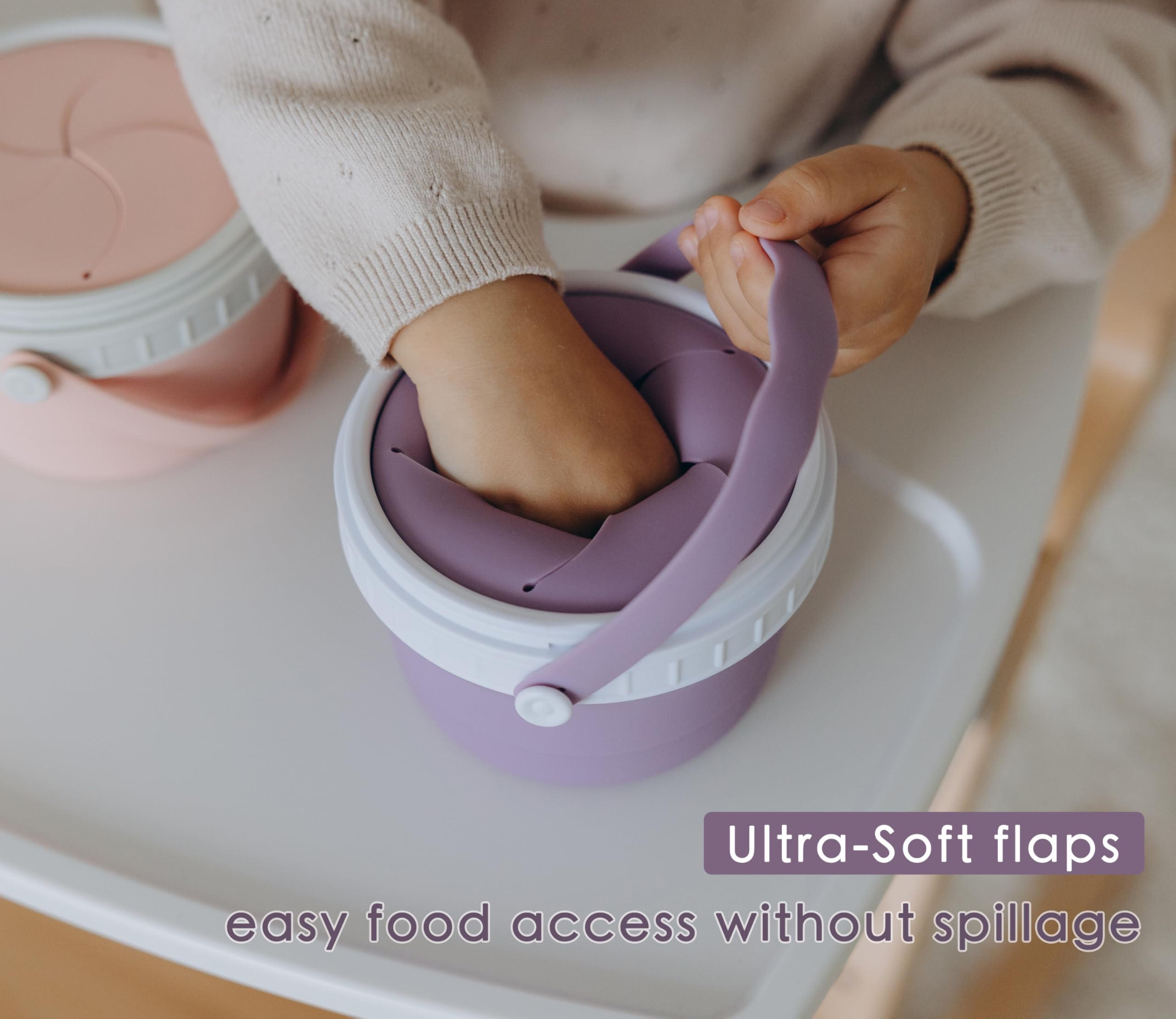 Crumb-free Tegion cup with screw-on travel lid for mess-free transport