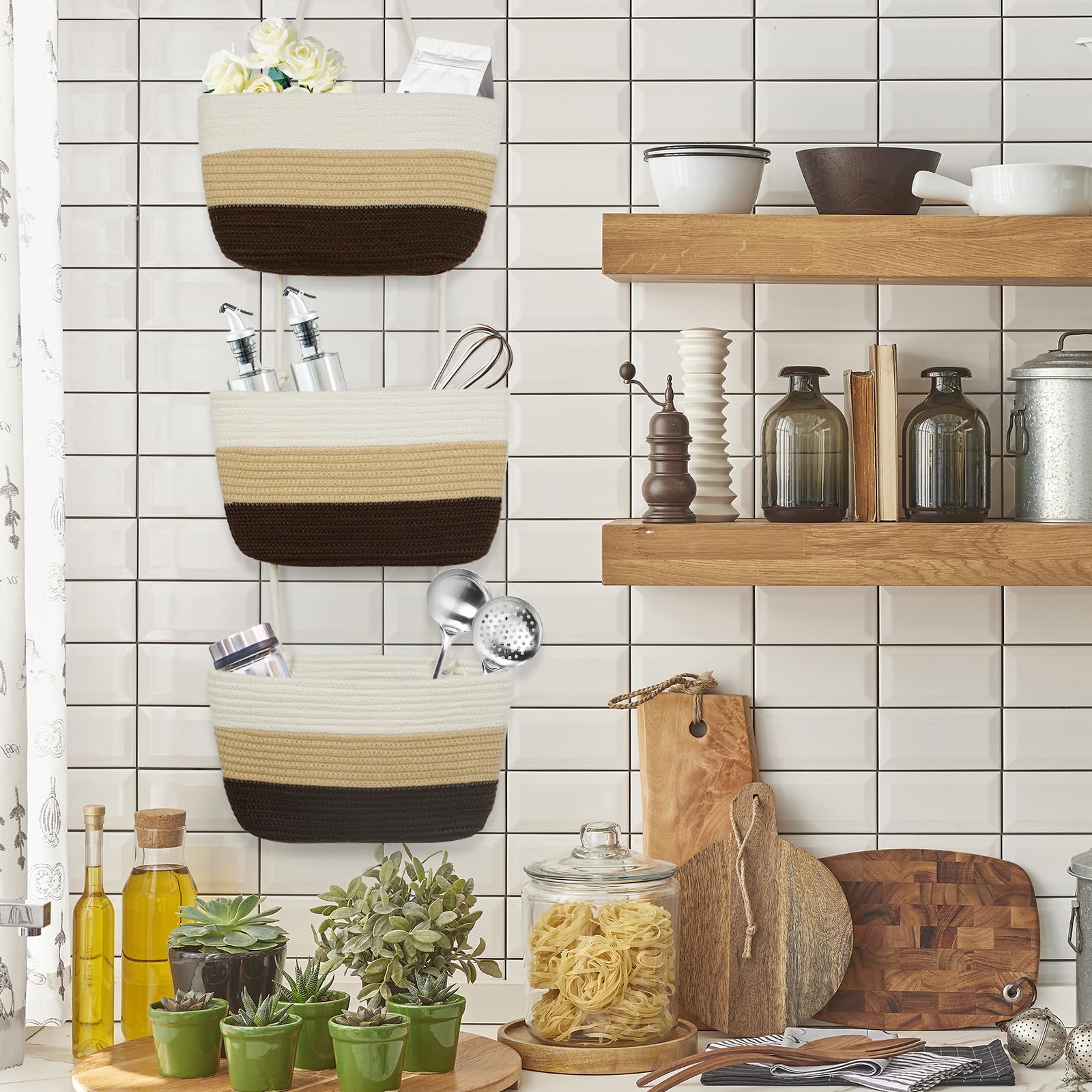 TeoKJ gradient brown color adds warm decorative touch.