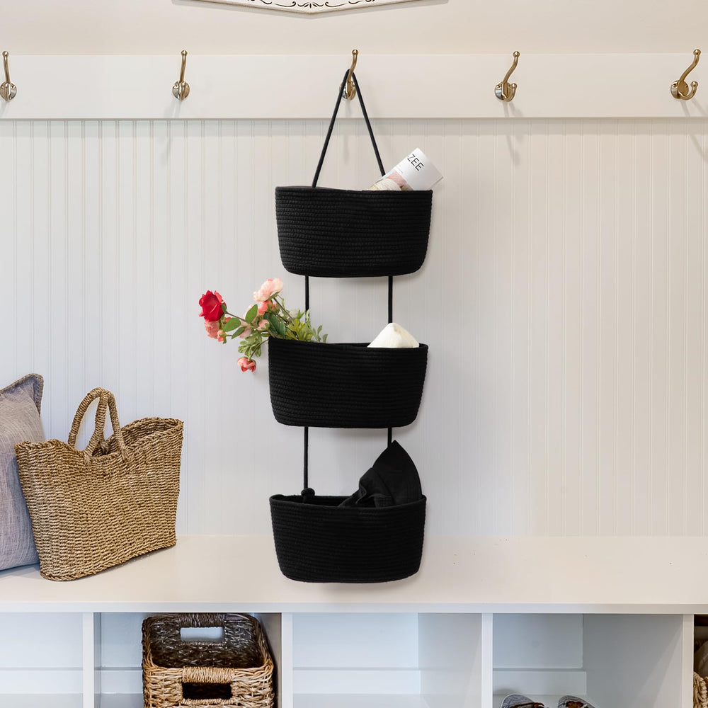 TeoKJ wall-mounted system installs quickly with included hooks.