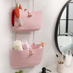 TeoKJ wall-mounted basket set keeps clutter away.