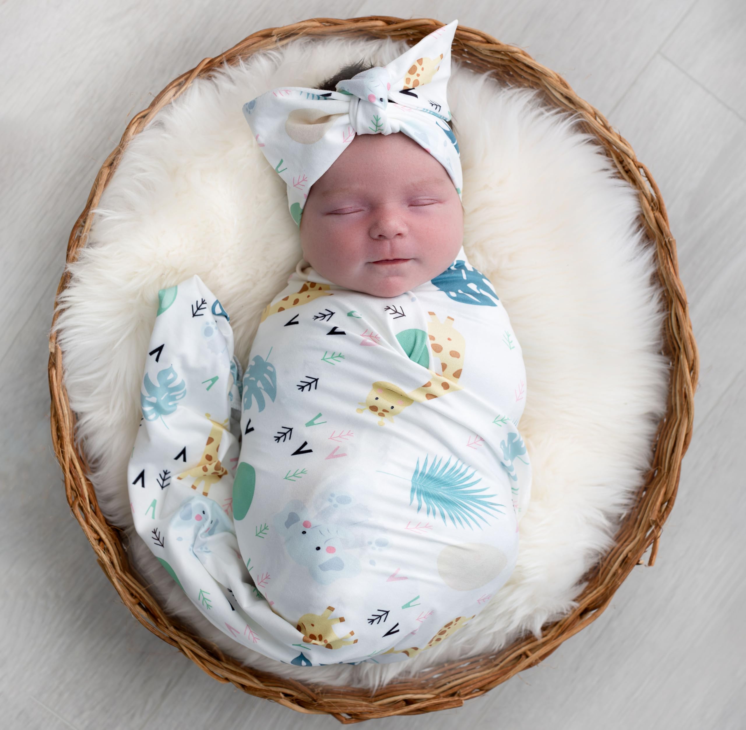 Terriboo green and white color tone, perfect for photos and gifts.