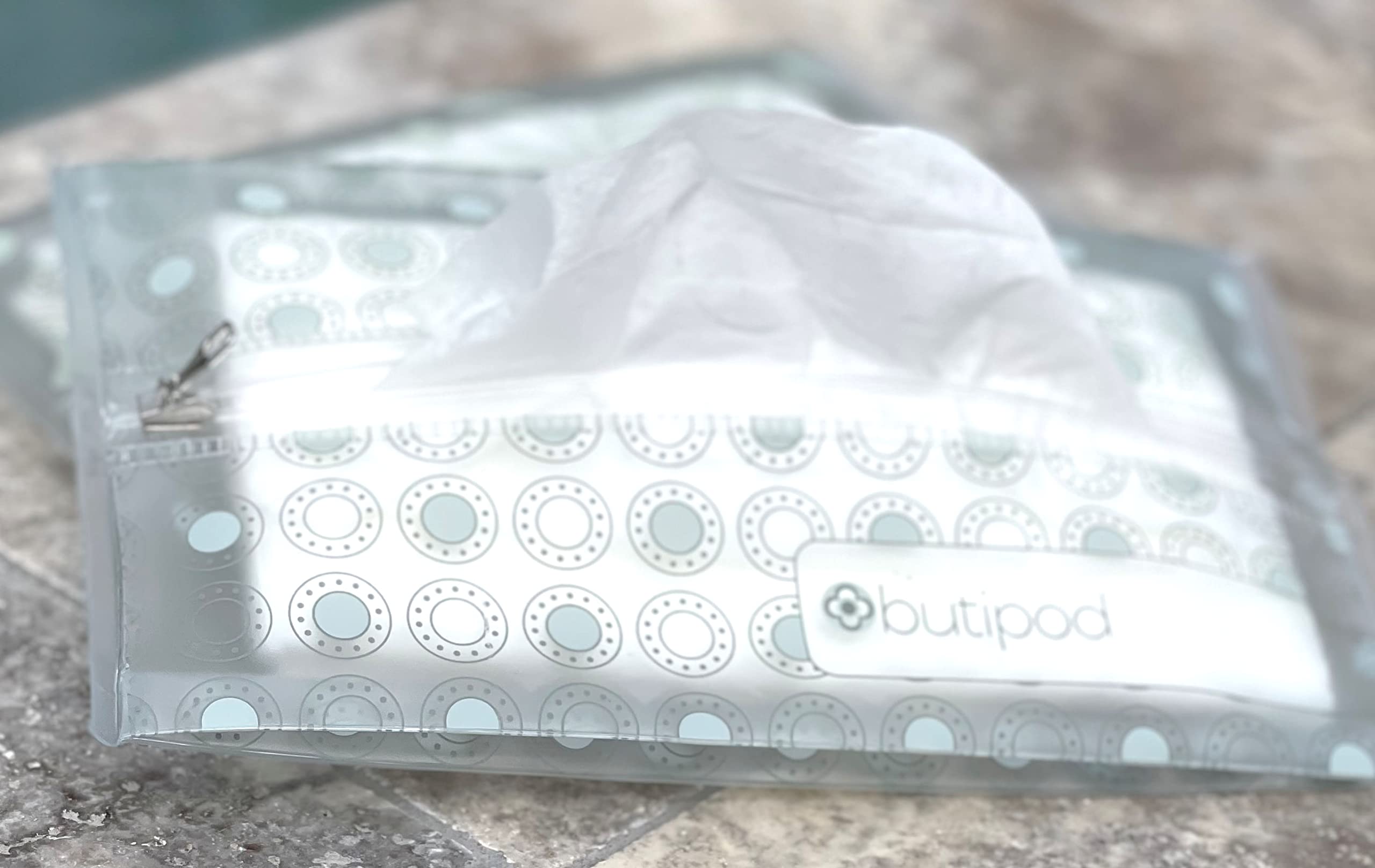 The Buti-Bag Co lightweight, handbag-friendly design.