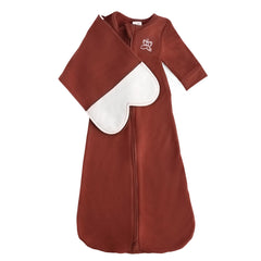 The Butterfly Swaddle wing-system supports calm sleep and reduced startle.