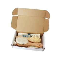 The Hat Pros wooden baby comb for smooth tresses and even oil distribution