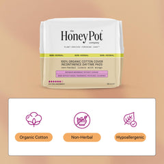 Close-up of the Honey Pot non-herbal pad's absorbency and core.