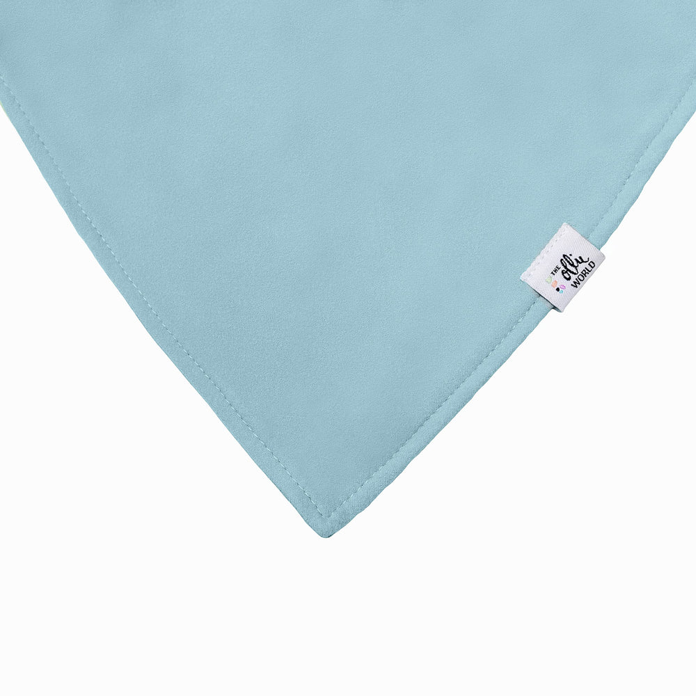 The Ollie Baby Bib moisture-wicking Olive front view handling drips