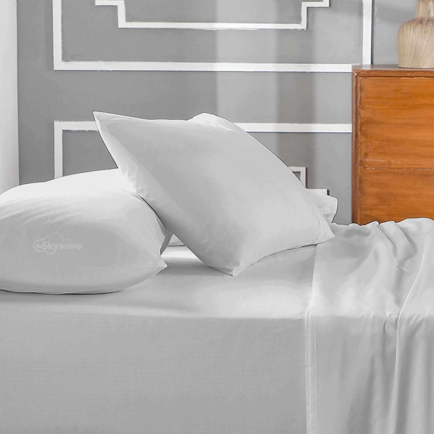 The Sky Bedding 500TC Egyptian cotton detail highlighting smooth, breathable fabric