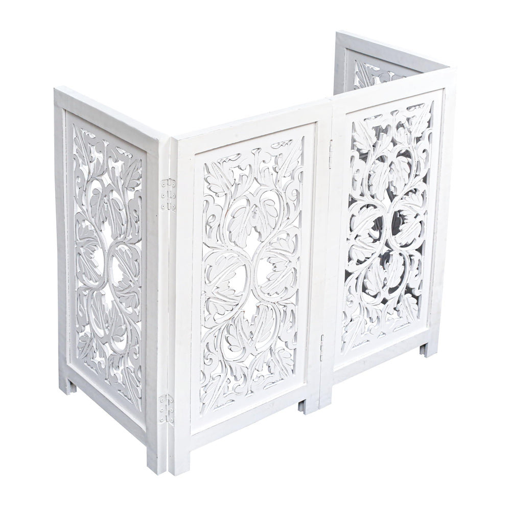 The Wooden Town solid wood gate with MDF core, sturdy freestanding design for busy homes.