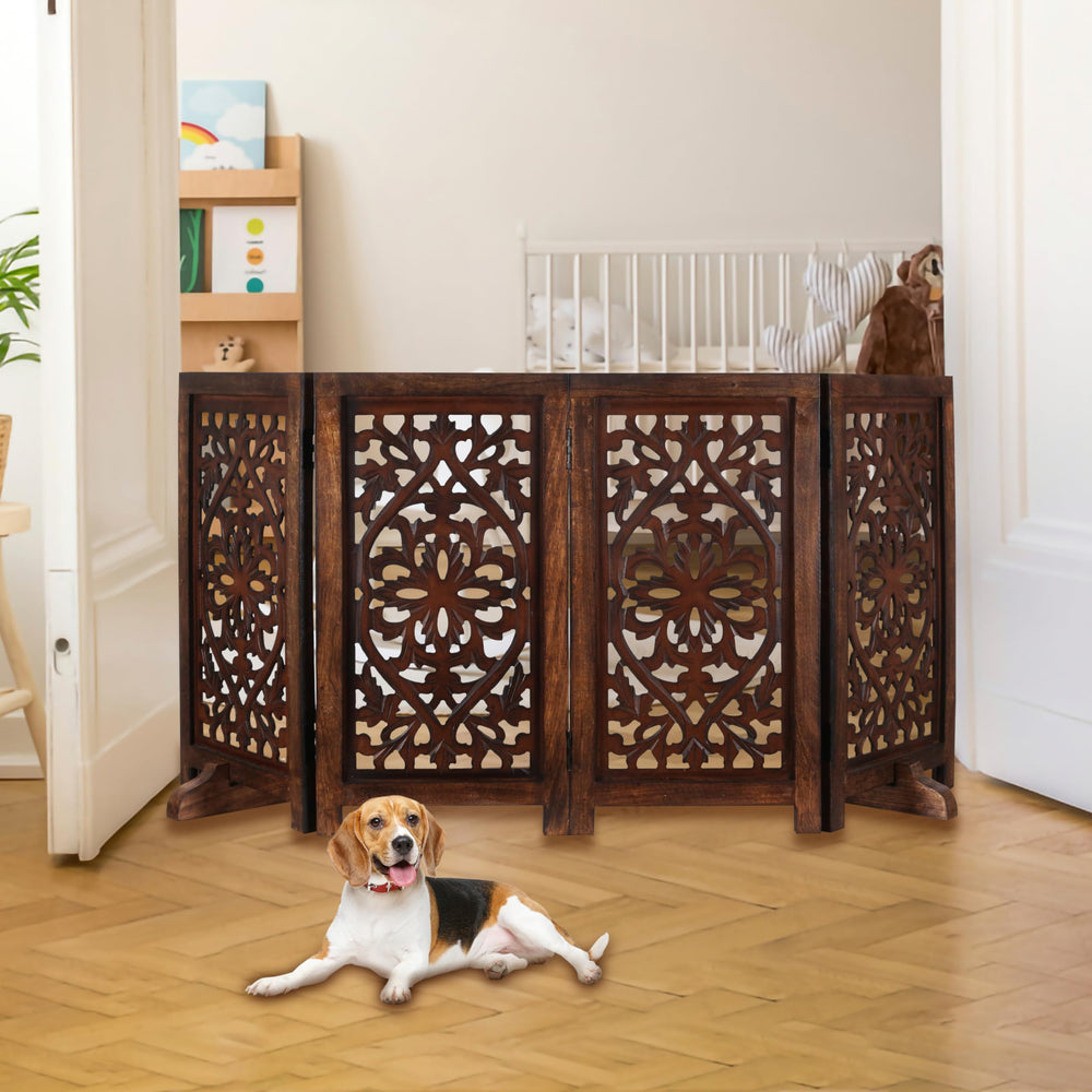 The Wooden Town sturdy gate provides a reliable room barrier.