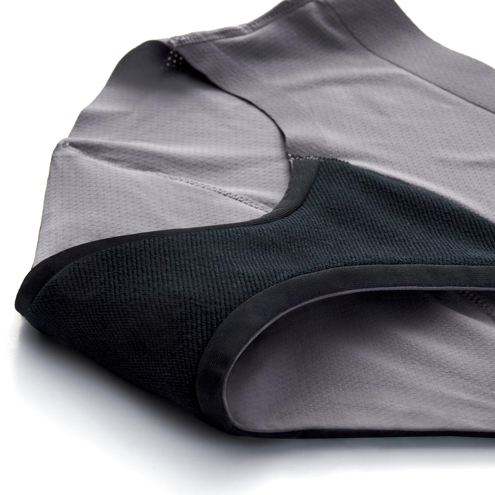 Thinx LeakSafe barrier highlighting reliable leak protection throughout the day