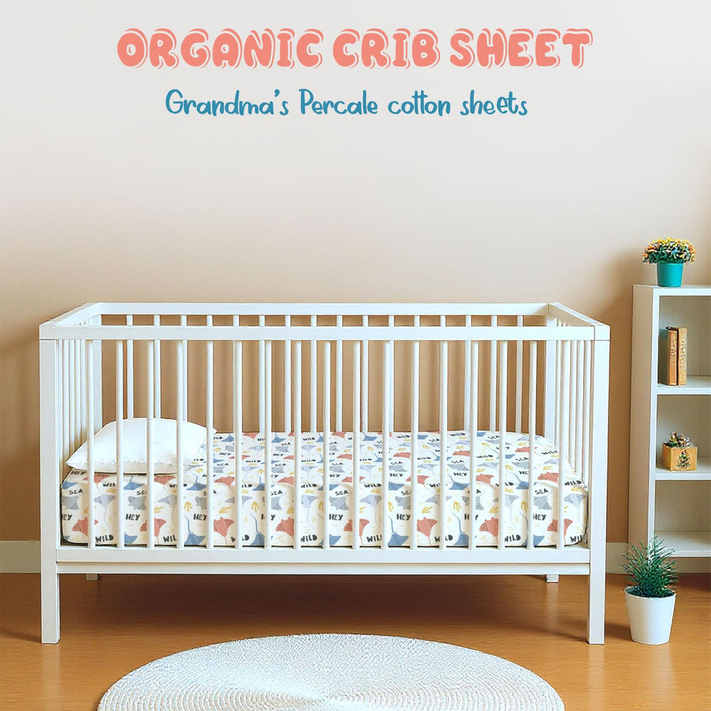 Threadmill Rays crib sheet on crib mattress demonstrates secure fit with an 8-inch pocket.