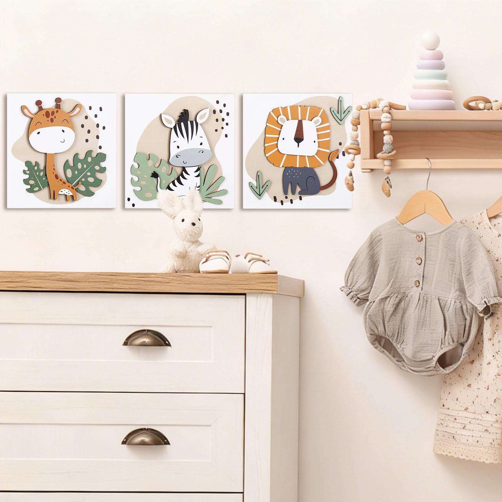 Threehoney safari wall decor colors offer bright, kid-friendly appeal.