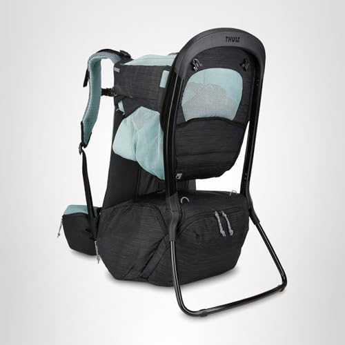 22L rear gear compartment keeps essentials within reach
