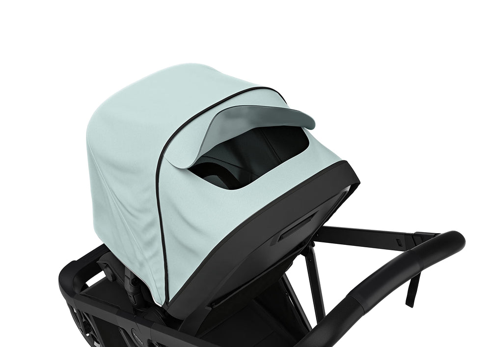 Thule Shine City Stroller passes through doors with 20.5-inch width.