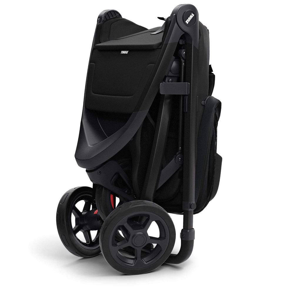 Thule Spring UPF 50+ canopy shields baby from sun