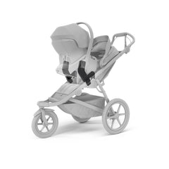Installation of the adapter on the Urban Glide 3 demonstrates quick, tool-free setup.