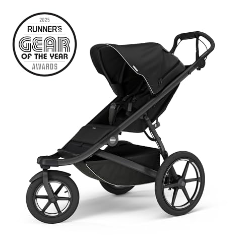 Close-up of Thule Urban Glide 3 air-filled tire for comfortable rides