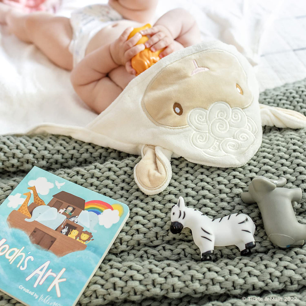 Tickle & Main Noah’s Ark baby shower gift set ready for reception.
