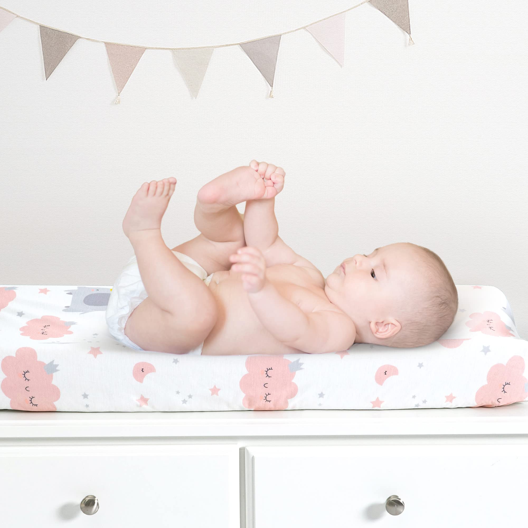 TILLYOU machine-washable pink changing pad cover for easy nursery care
