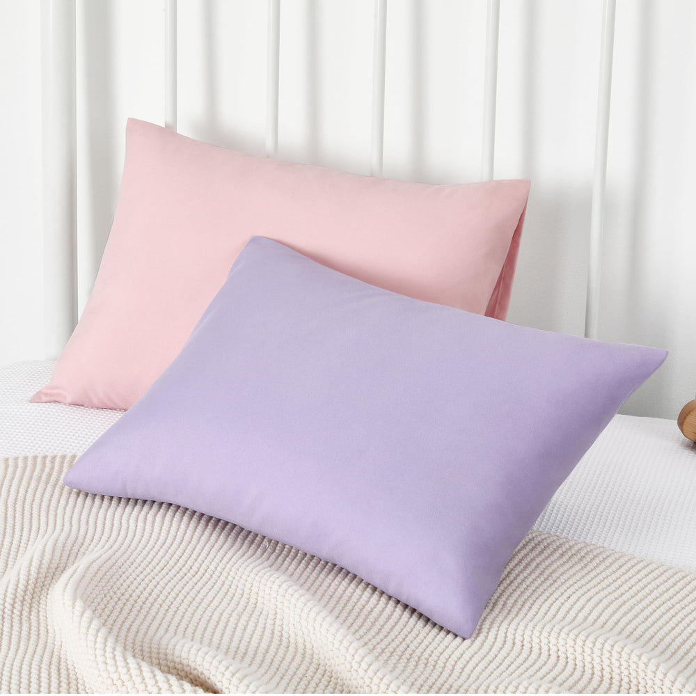 TILLYOU easy-care pillowcase closeup illustrates machine washable convenience.