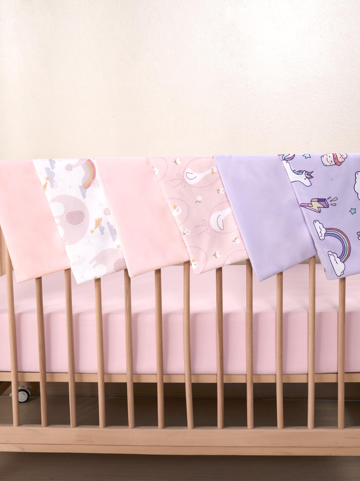TILLYOU machine-washable pillowcase simplifies quick cleanups.