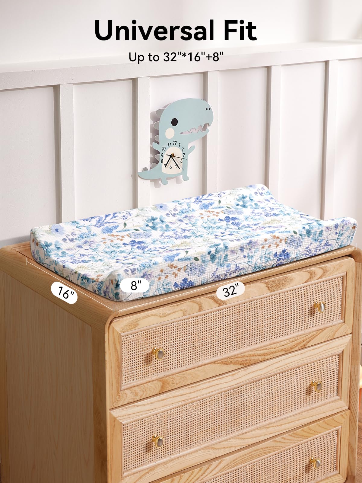 TILLYOU muslin changing pad cover showing soft texture and safe dyes for gentle changes.
