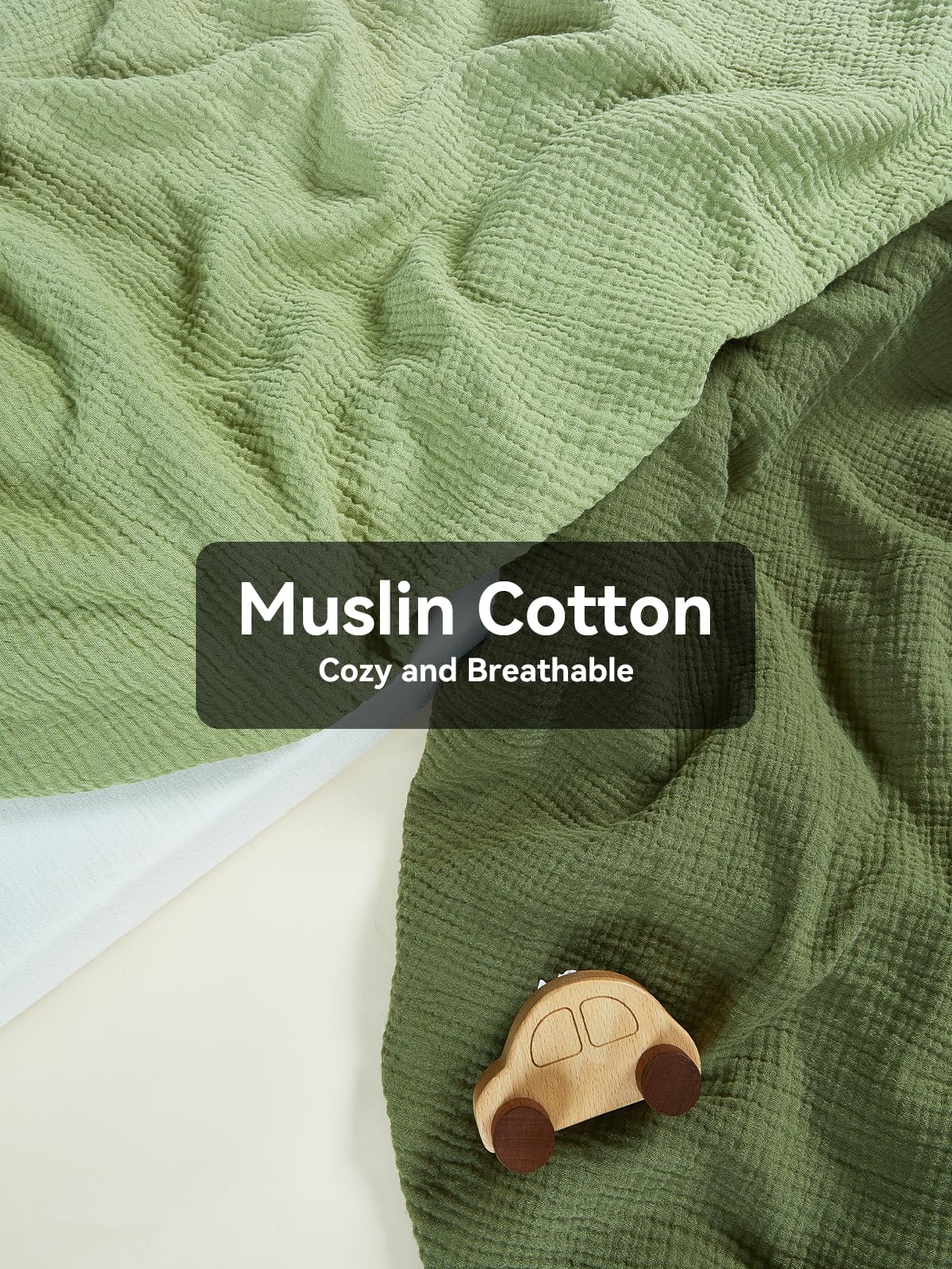 TILLYOU light green muslin crib sheet close-up shows gentle fabric and snug fit