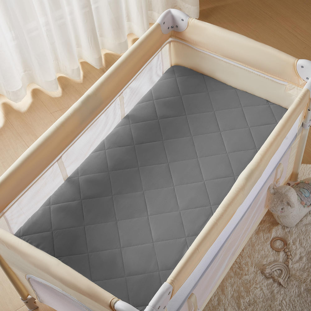 TILLYOU pack and play sheet is designed for quick changes.