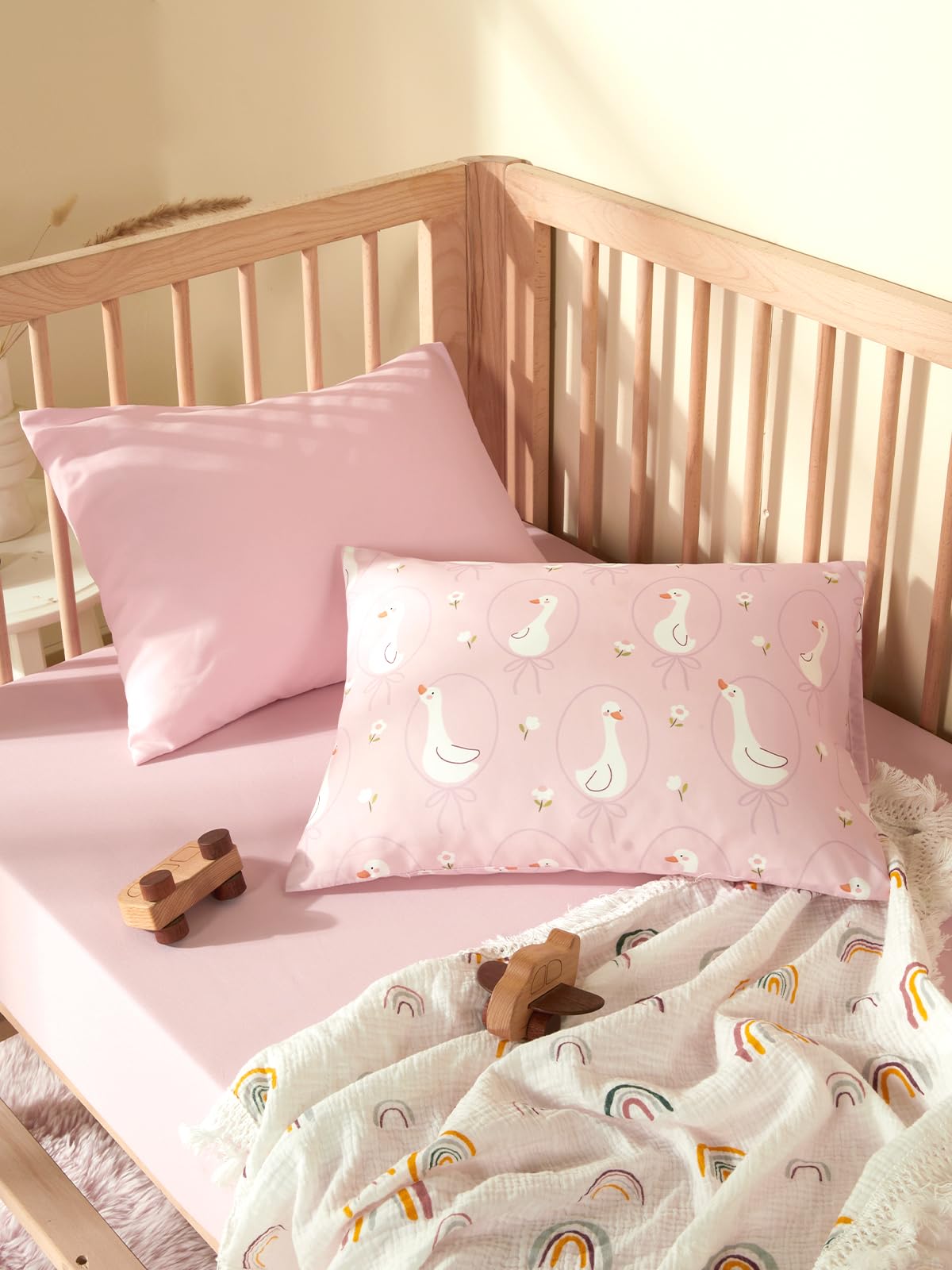 TILLYOU colorful floral patterns brighten kids' beds