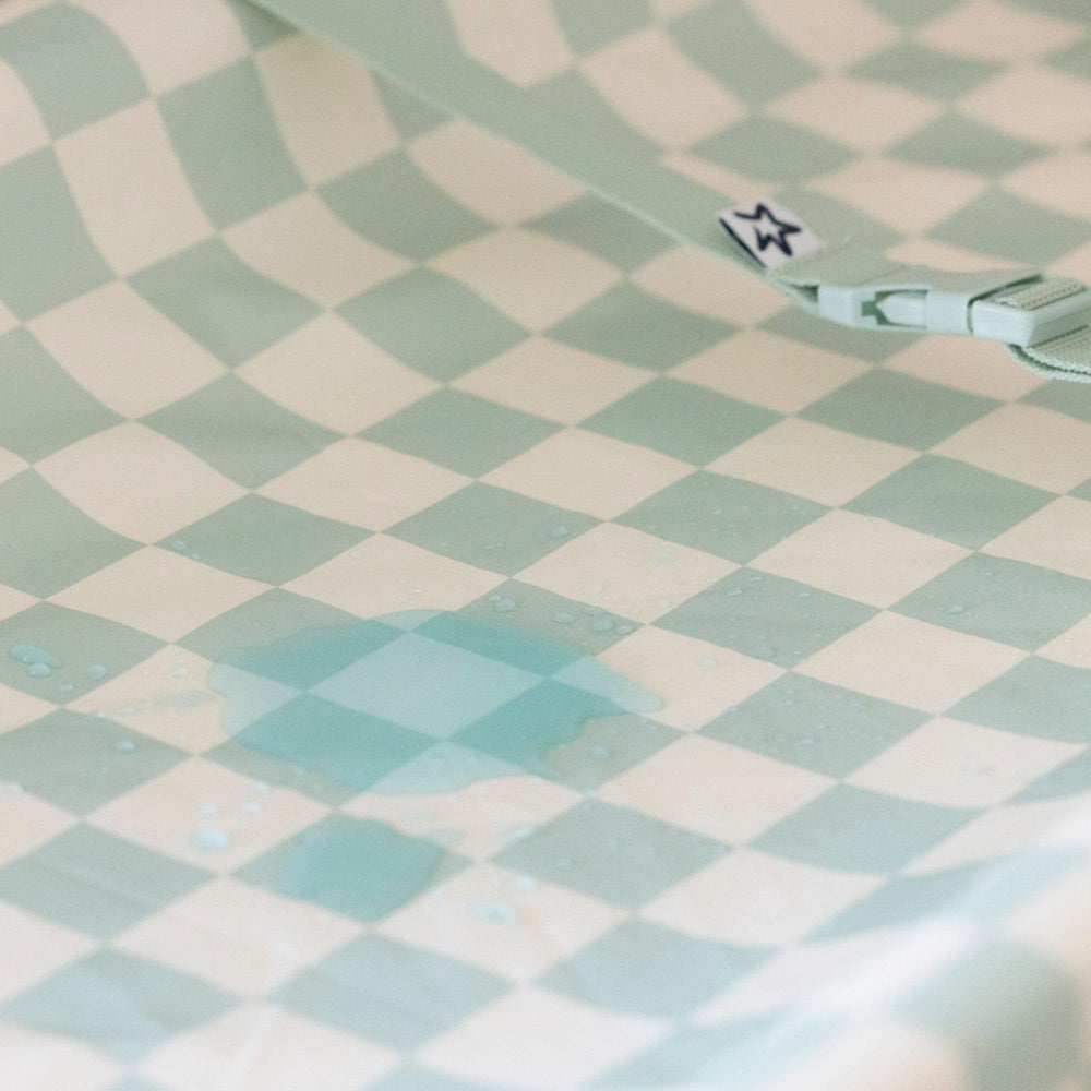Tiny Twinkle 100% recycled fabric highlights eco-friendly baby gear
