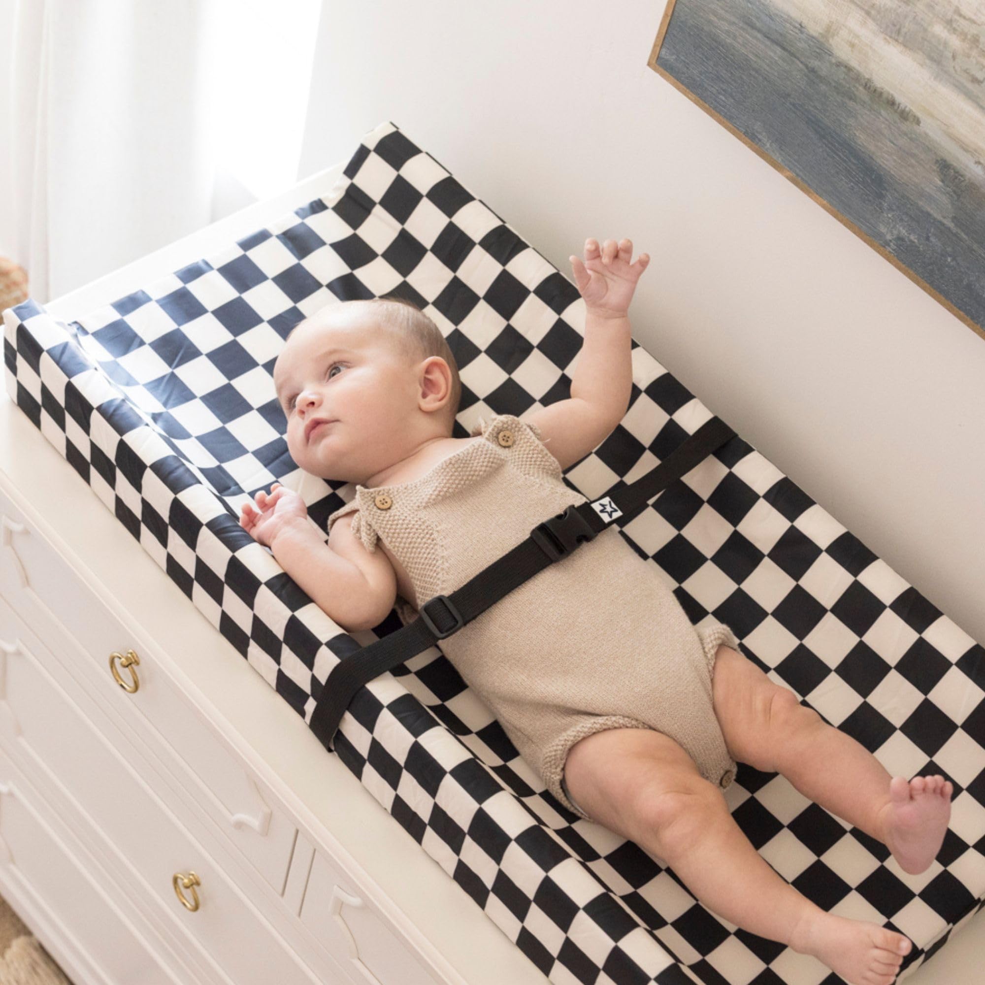 Tiny Twinkle eco-friendly fabric provides a gentle, safe surface.
